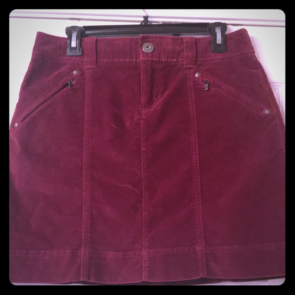Athleta Skirt in Rasberry